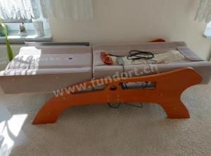 Massageliege von Bio Master mit Wärme und Nieder-Frequenzwellenn