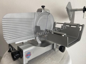 Aufschnittmaschine VM 300 Piatto Carne CE